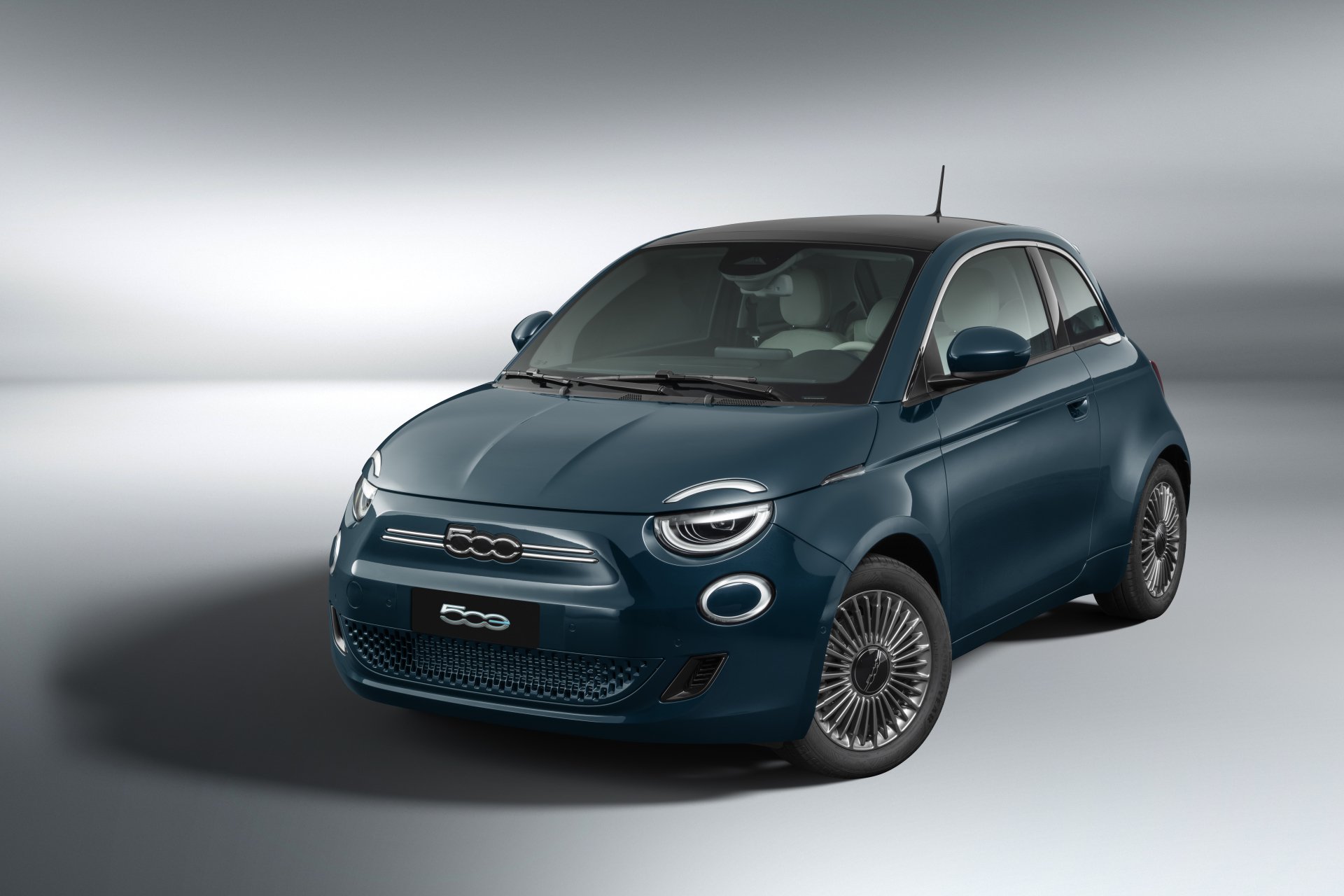 Download Electric Car Vehicle Fiat 500 8k Ultra HD Wallpaper