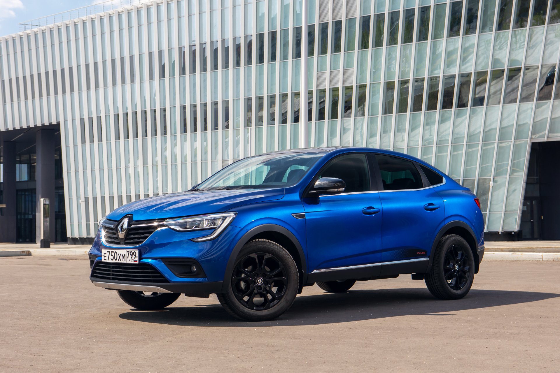 Download SUV Vehicle Renault Arkana 4k Ultra HD Wallpaper