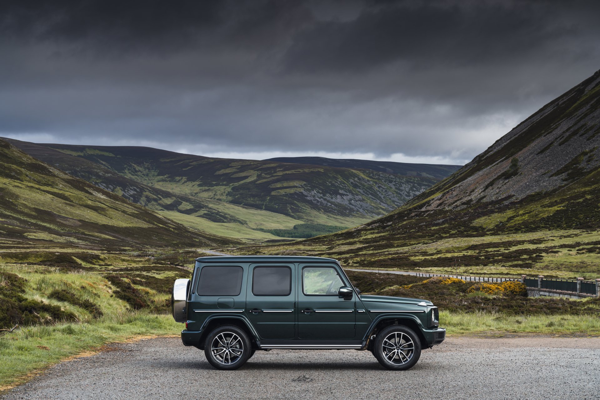 Download SUV Vehicle Mercedes-Benz G-Class 8k Ultra HD Wallpaper