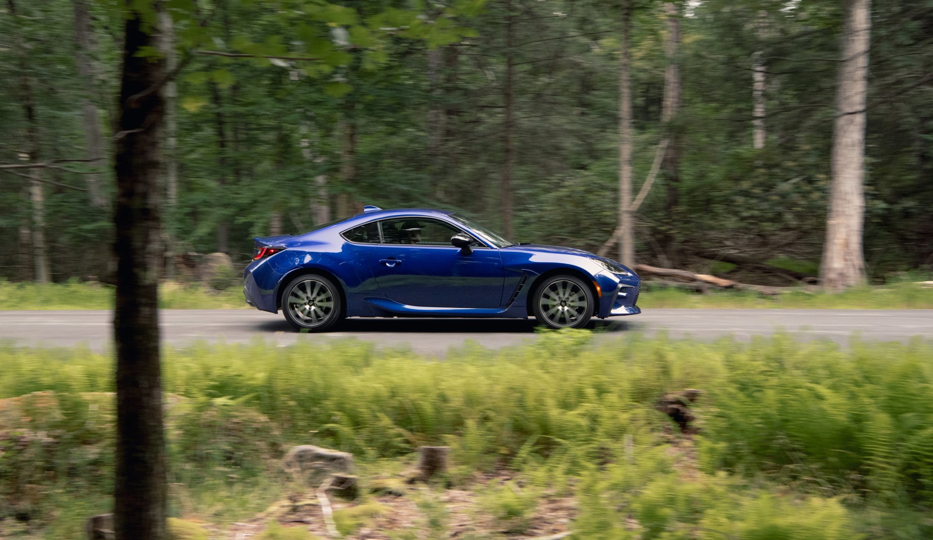 Download Vehicle Toyota GR 86 8k Ultra HD Wallpaper