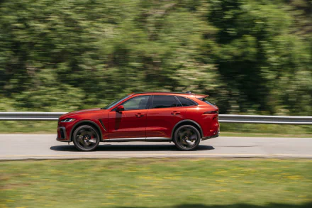 SUV vehicle Jaguar F-Pace SVR HD Desktop Wallpaper | Background Image