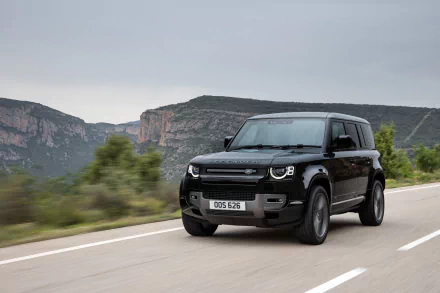  Land Rover Defender 110 V8 &quot;Carpathian Edition&quot;
