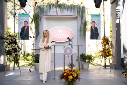 Kate Hudson TV Show Truth Be Told HD Desktop Wallpaper | Background Image