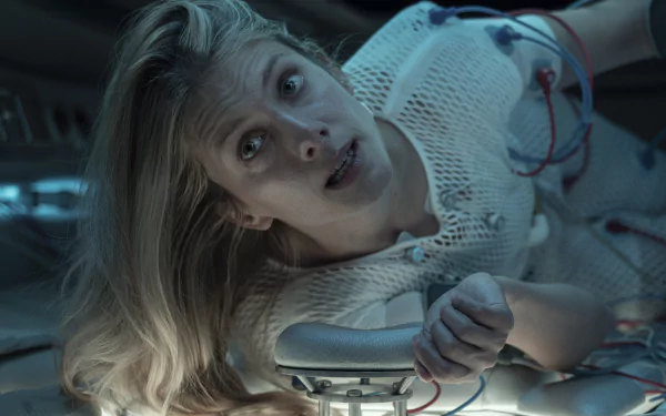 Melanie Laurent movie Oxygen HD Desktop Wallpaper | Background Image