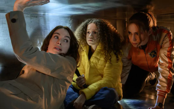 Chloe Coleman Lena Headey Karen Gillan movie Gunpowder Milkshake HD Desktop Wallpaper | Background Image