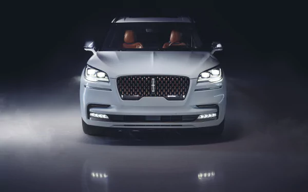  White Lincoln Aviator Shinola Concept
