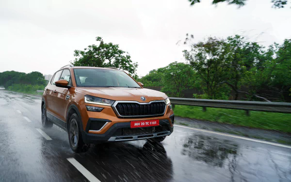 SUV vehicle Skoda Kushaq HD Desktop Wallpaper | Background Image