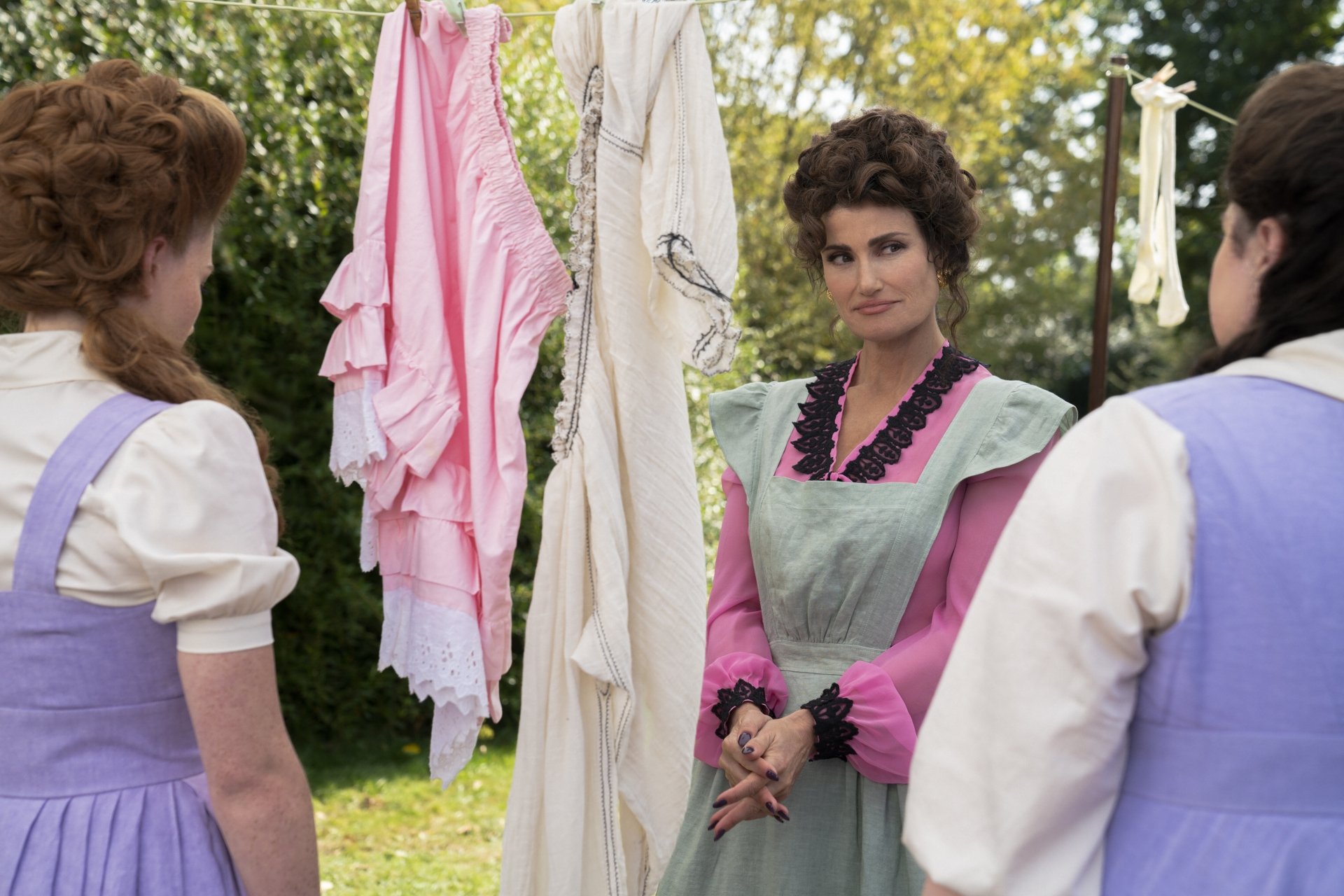 Download Idina Menzel Movie Cinderella (2021) 4k Ultra HD Wallpaper