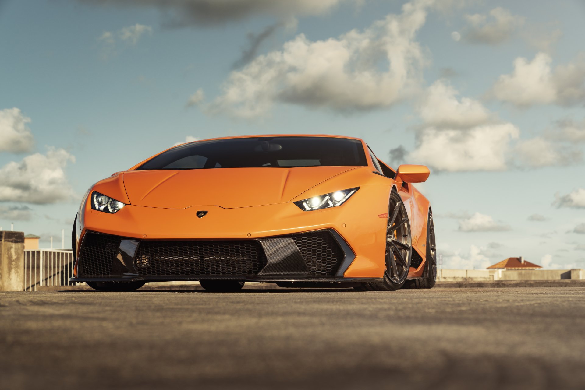 Download Vehicle Lamborghini Huracan 8k Ultra HD Wallpaper