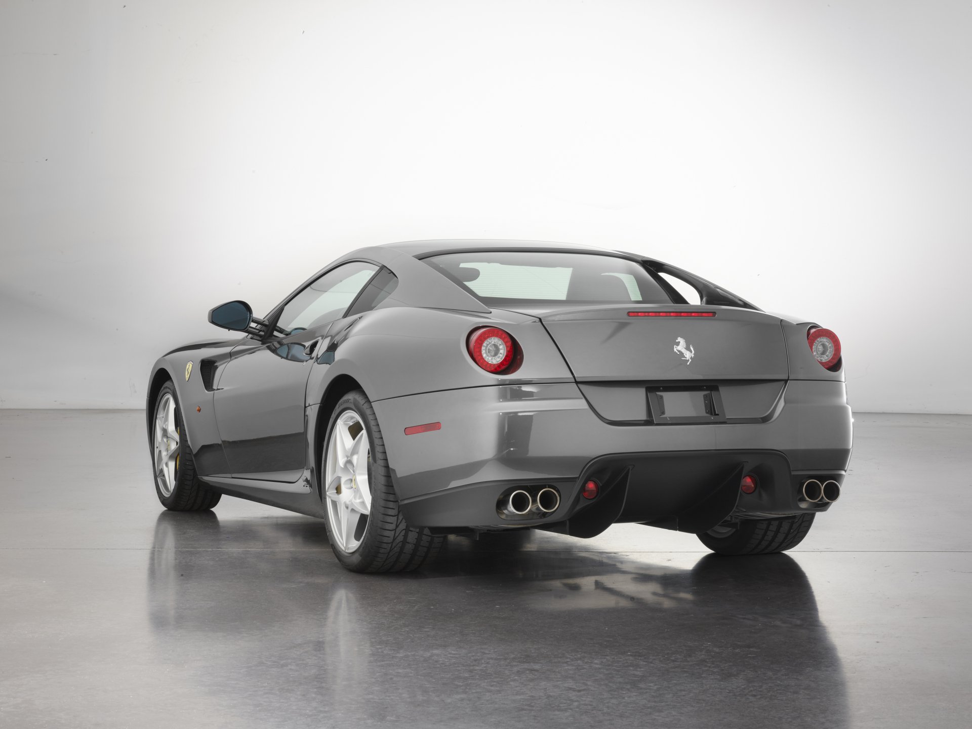 Download Silver Car Supercar Vehicle Ferrari 599 GTB Fiorano 4k Ultra HD Wallpaper