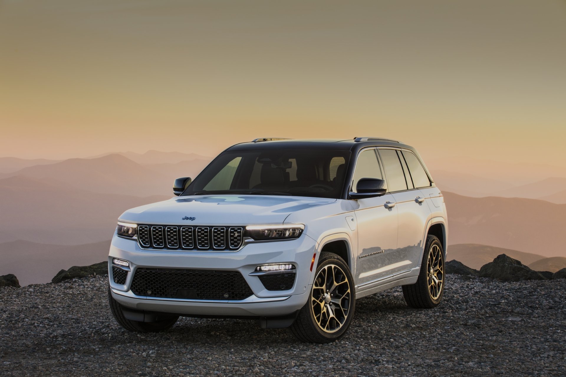 Download SUV Jeep Grand Cherokee Summit Reserve Vehicle Jeep Grand Cherokee HD Wallpaper