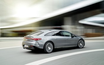 4K Ultra HD Mercedes-AMG EQS 53 壁纸 背景
