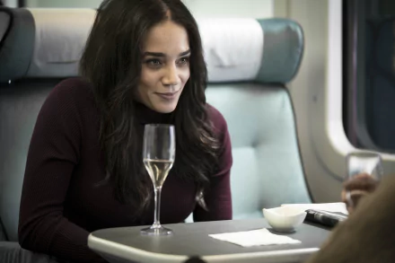 Hannah John-Kamen movie SAS: Red Notice HD Desktop Wallpaper | Background Image