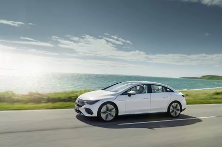 Mercedes-Benz EQE 350 Electric Art Line (V295)