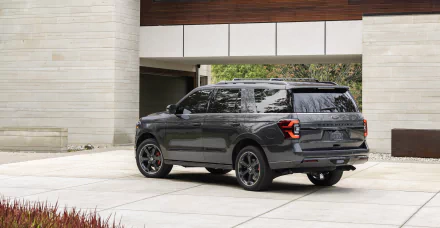  2022 Ford Expedition "Stealth Edition" Performance Package