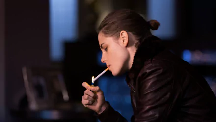smoking Celebrity Kristen Stewart HD Desktop Wallpaper | Background Image