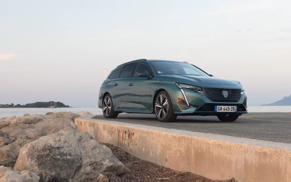 Peugeot 308 SW HYBRID vehicle Peugeot 308 SW HD Desktop Wallpaper | Background Image