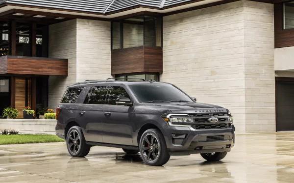  2022 Ford Expedition &quot;Stealth Edition&quot; Performance Package