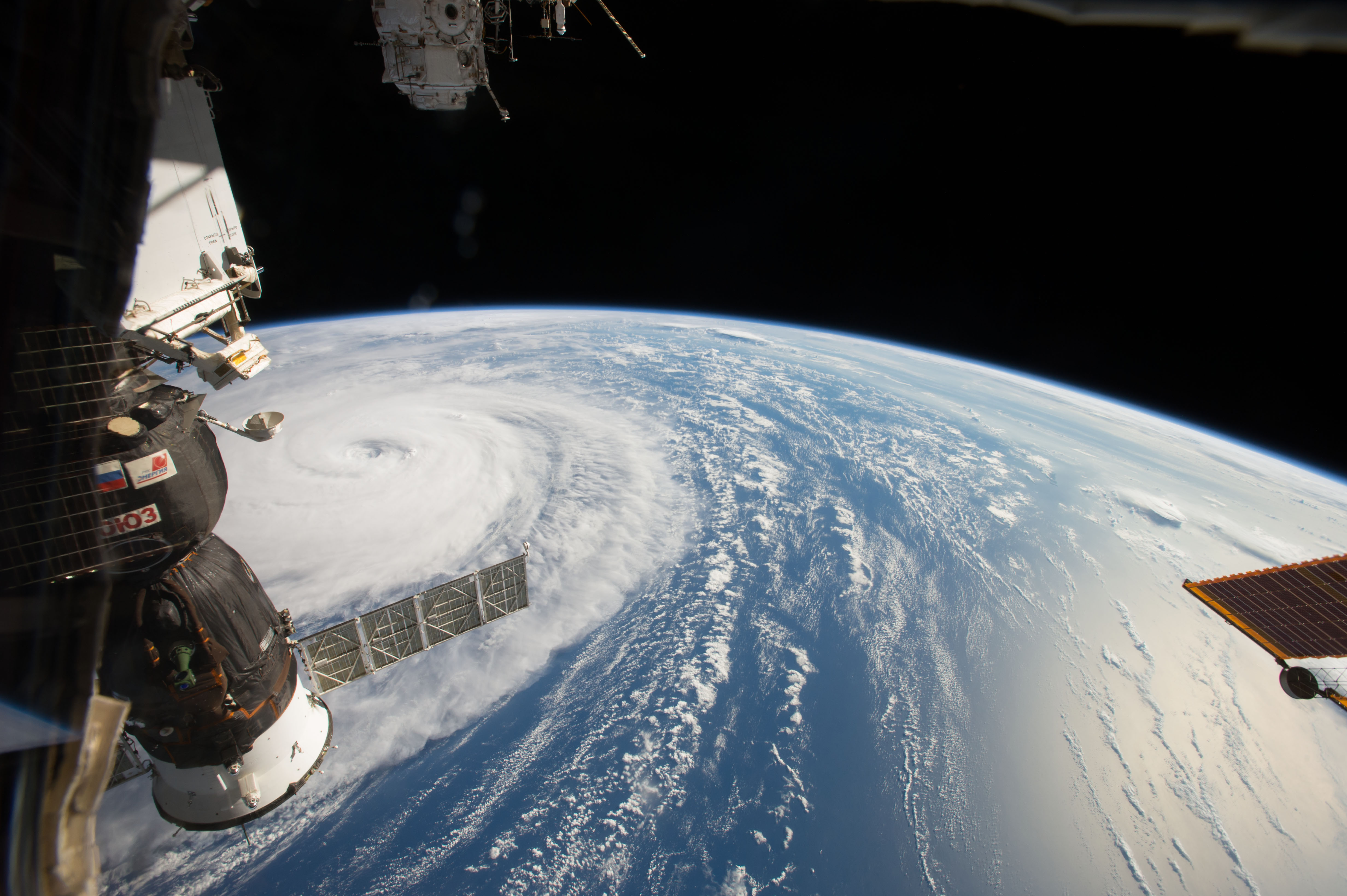 Space Station Flyover of Super Typhoon Noru by Randolph Bresnik