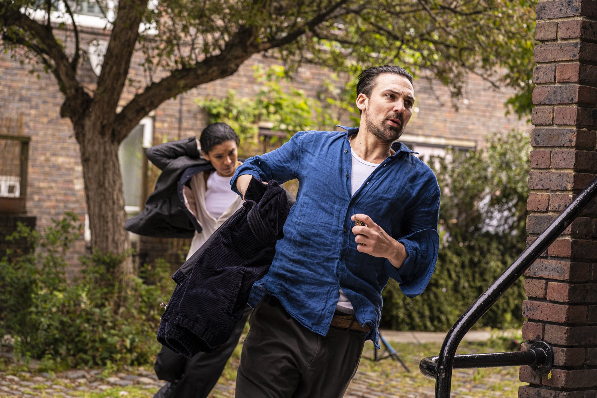 Download Henry Lloyd-hughes Thalissa Teixeira TV Show Ragdoll 4k Ultra HD Wallpaper