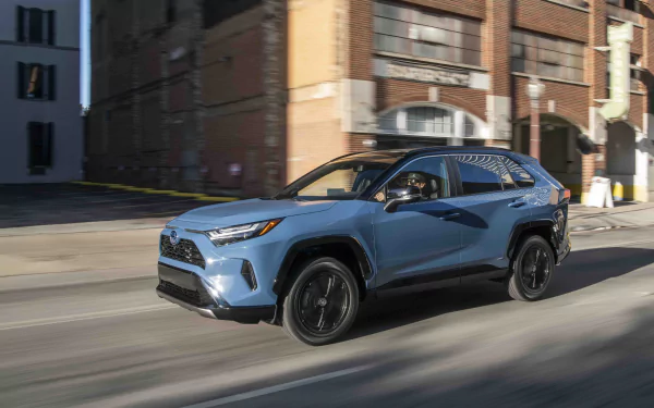 SUV Toyota RAV4 XSE Hybrid vehicle Toyota RAV4 Hybrid HD Desktop Wallpaper | Background Image