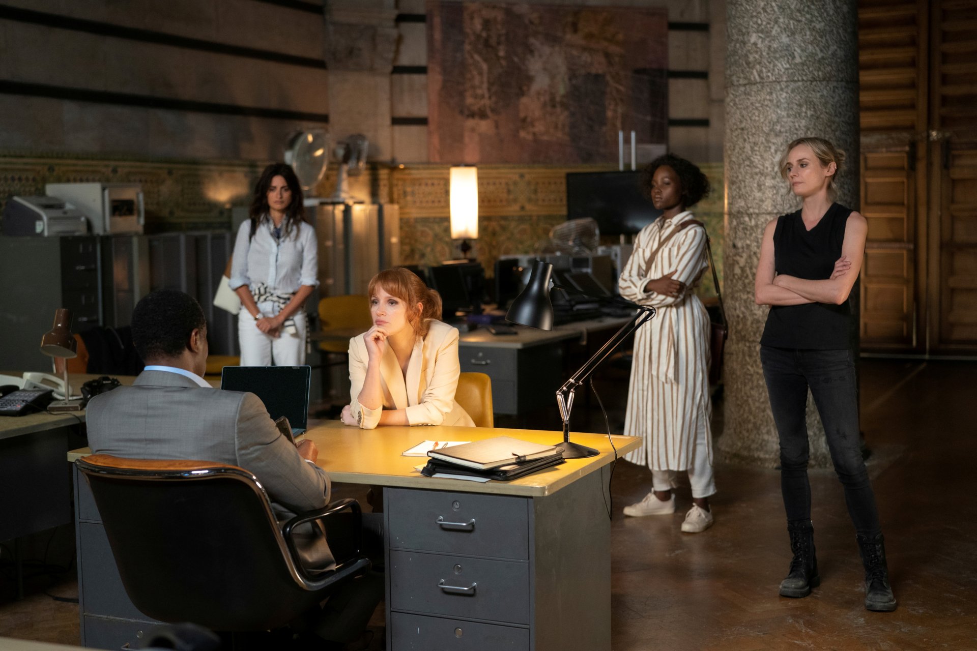 Download Lupita Nyong'o Diane Kruger Jessica Chastain Penelope Cruz Movie The 355 4k Ultra HD Wallpaper