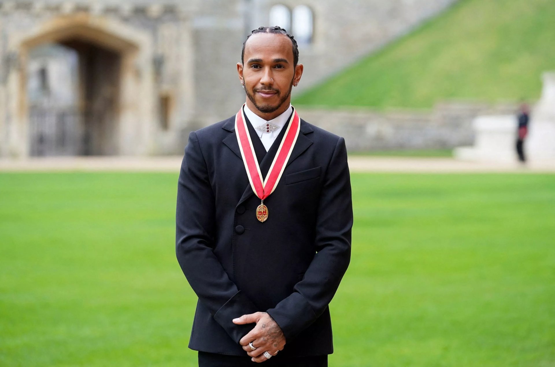 Download Lewis Hamilton Sports HD Wallpaper