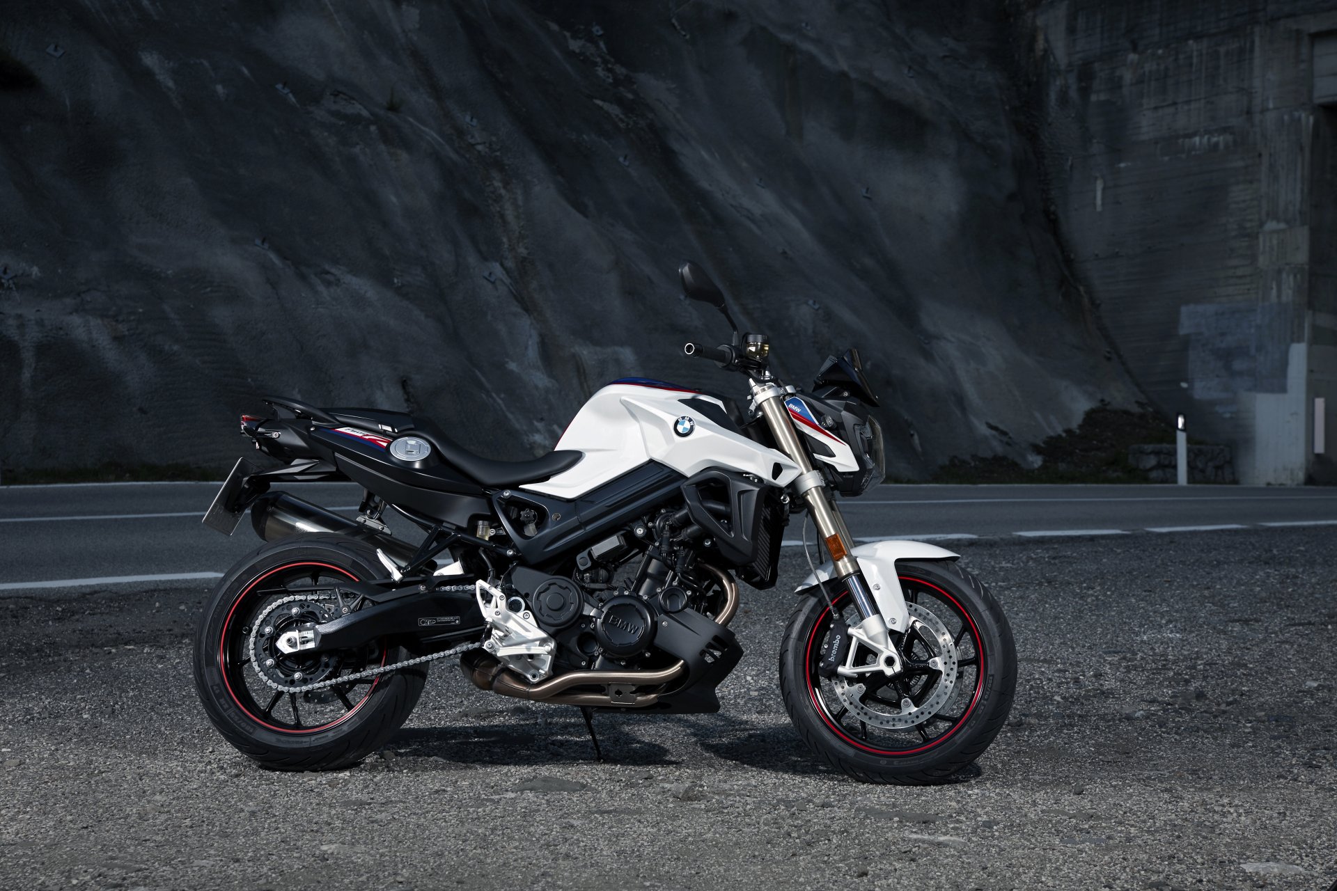 Download Vehicle BMW F800R 4k Ultra HD Wallpaper