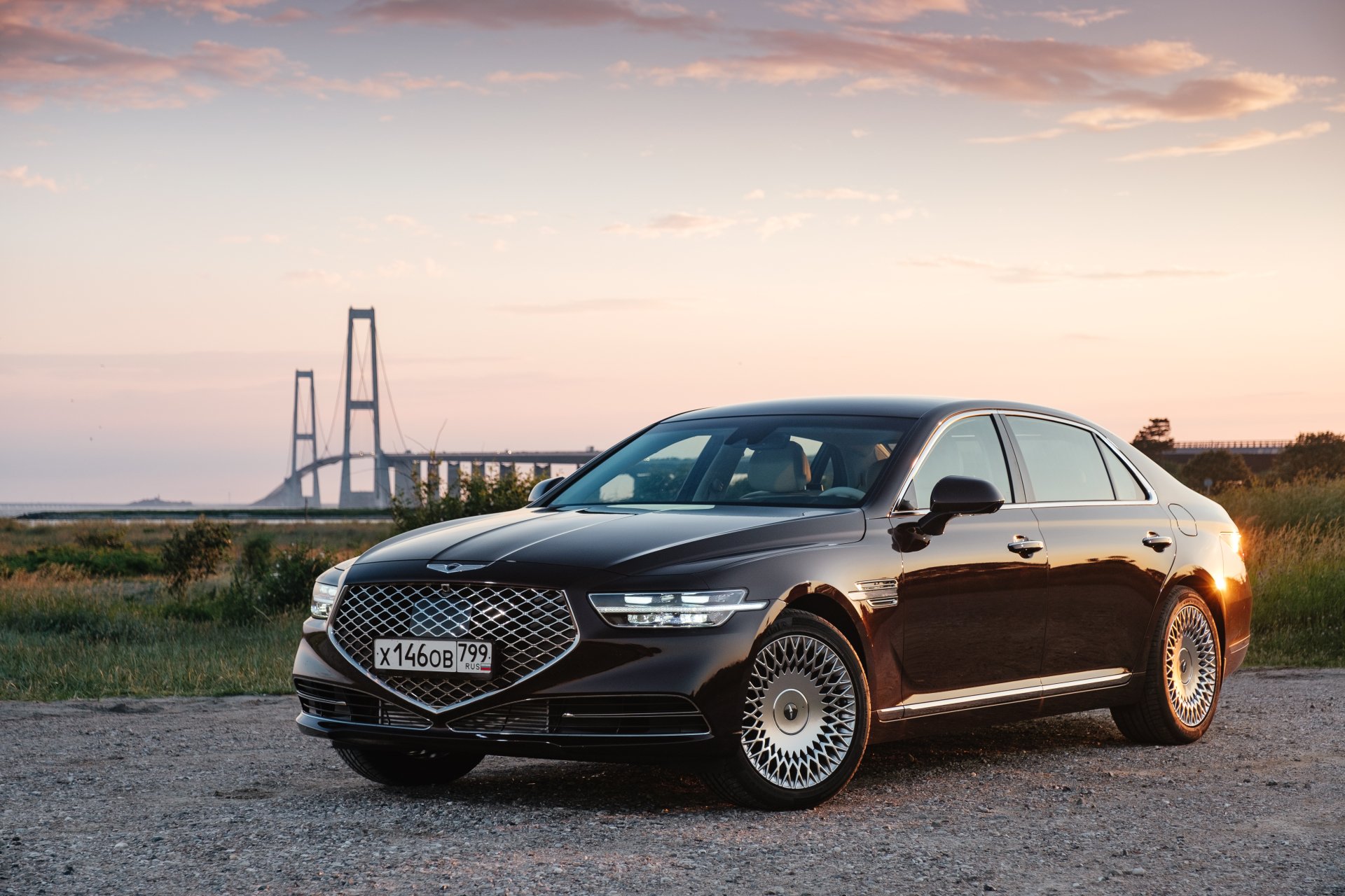 Download Genesis G90 3.3T HTRAC Vehicle Genesis G90 4k Ultra HD Wallpaper