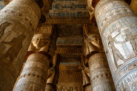  Dendera Temple, Egypt