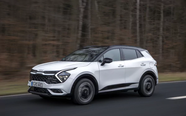 SUV Kia Sportage GT-Line PHEV vehicle Kia Sportage GT-Line HD Desktop Wallpaper | Background Image