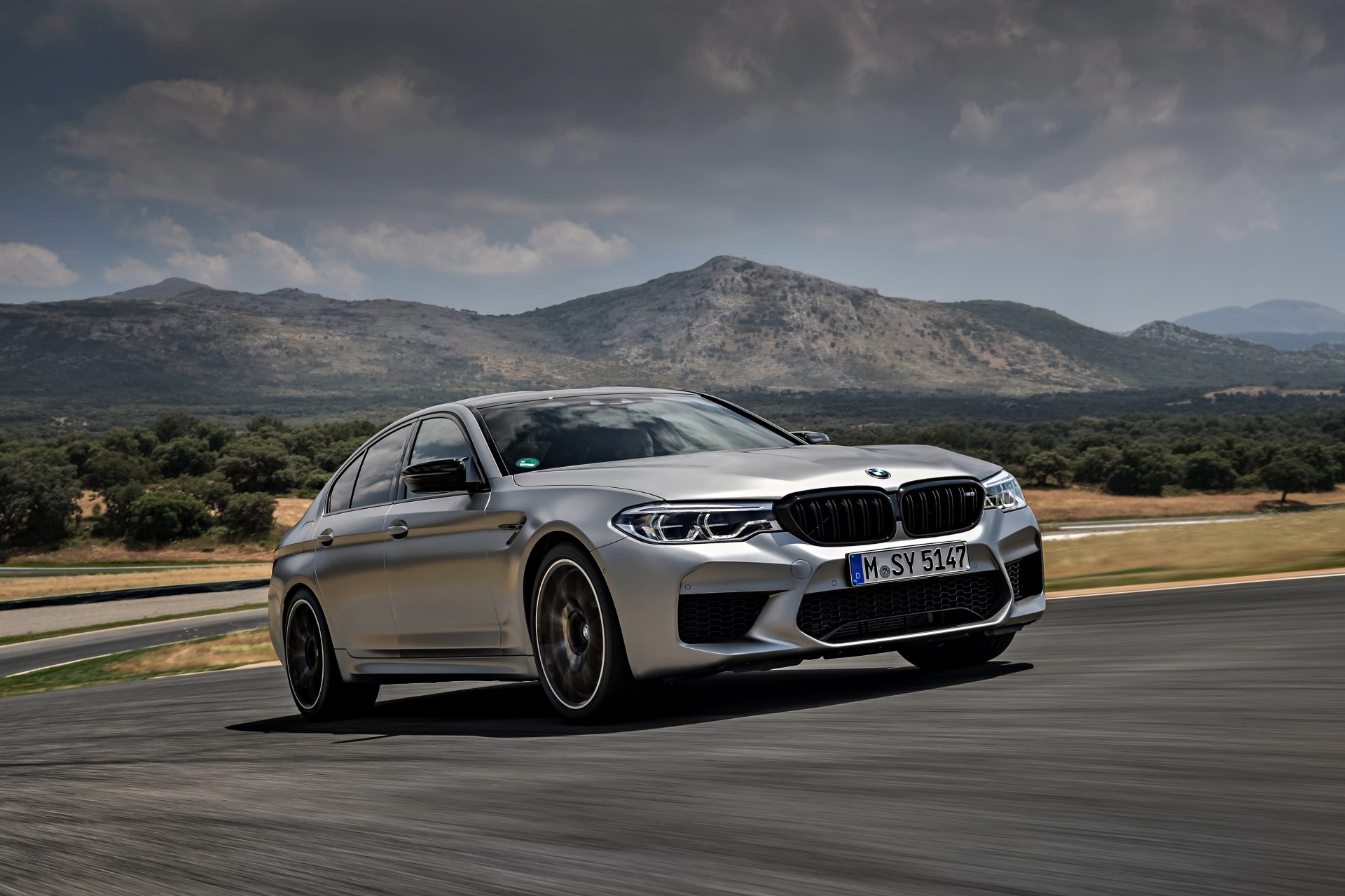 Download Vehicle BMW M5 Competition 4k Ultra HD Wallpaper