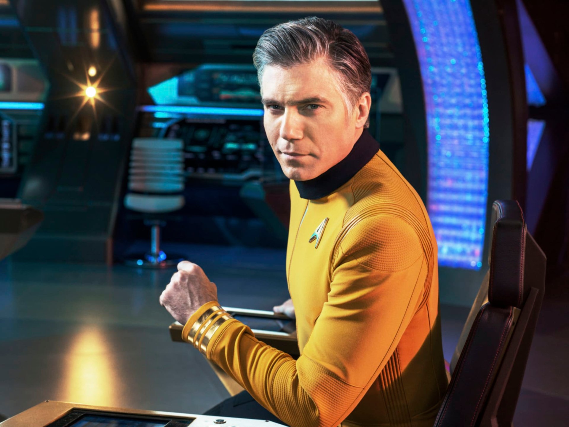 Download Christopher Pike Anson Mount TV Show Star Trek: Strange New Worlds HD Wallpaper
