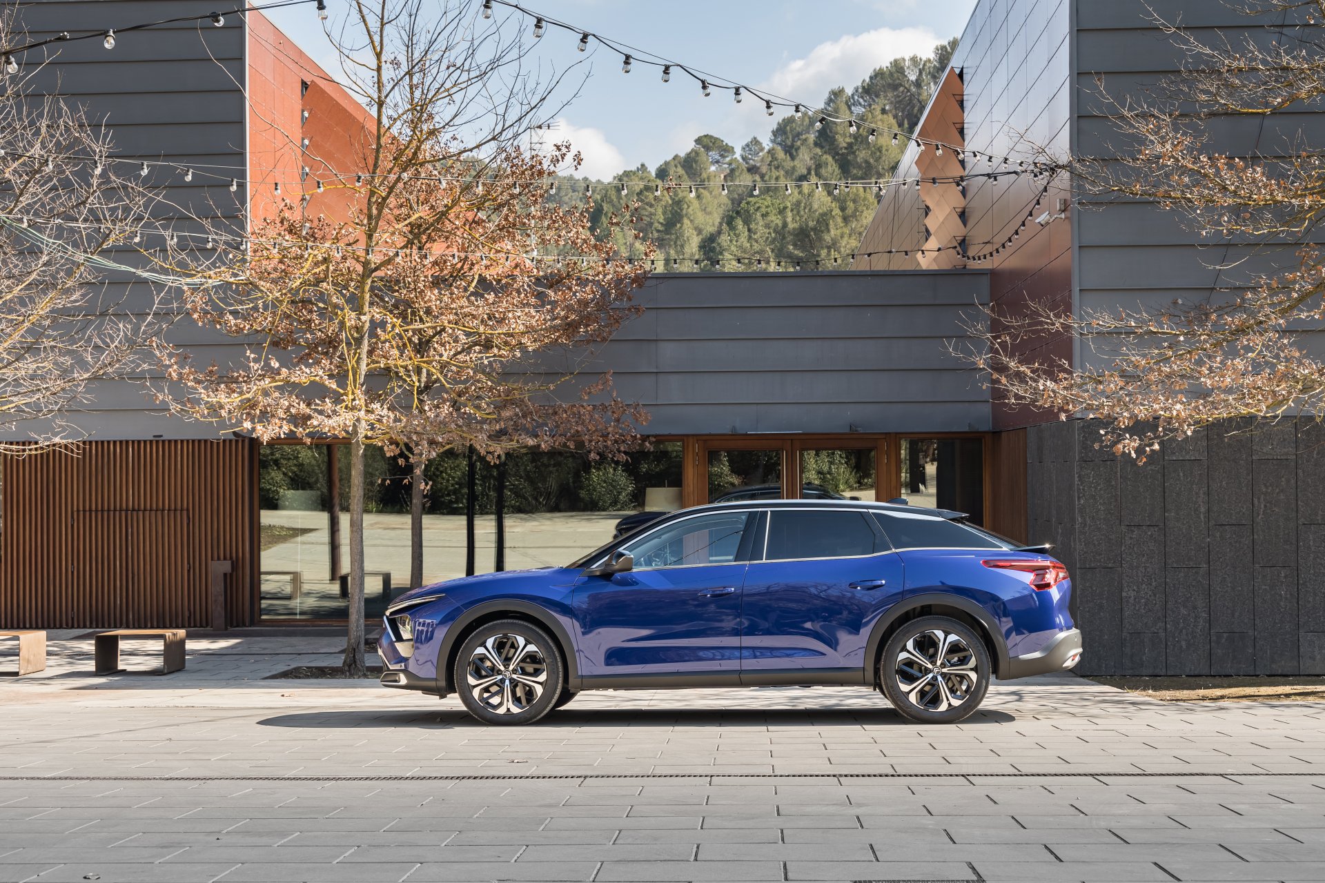 Download Vehicle Citroën C5 X 4k Ultra HD Wallpaper