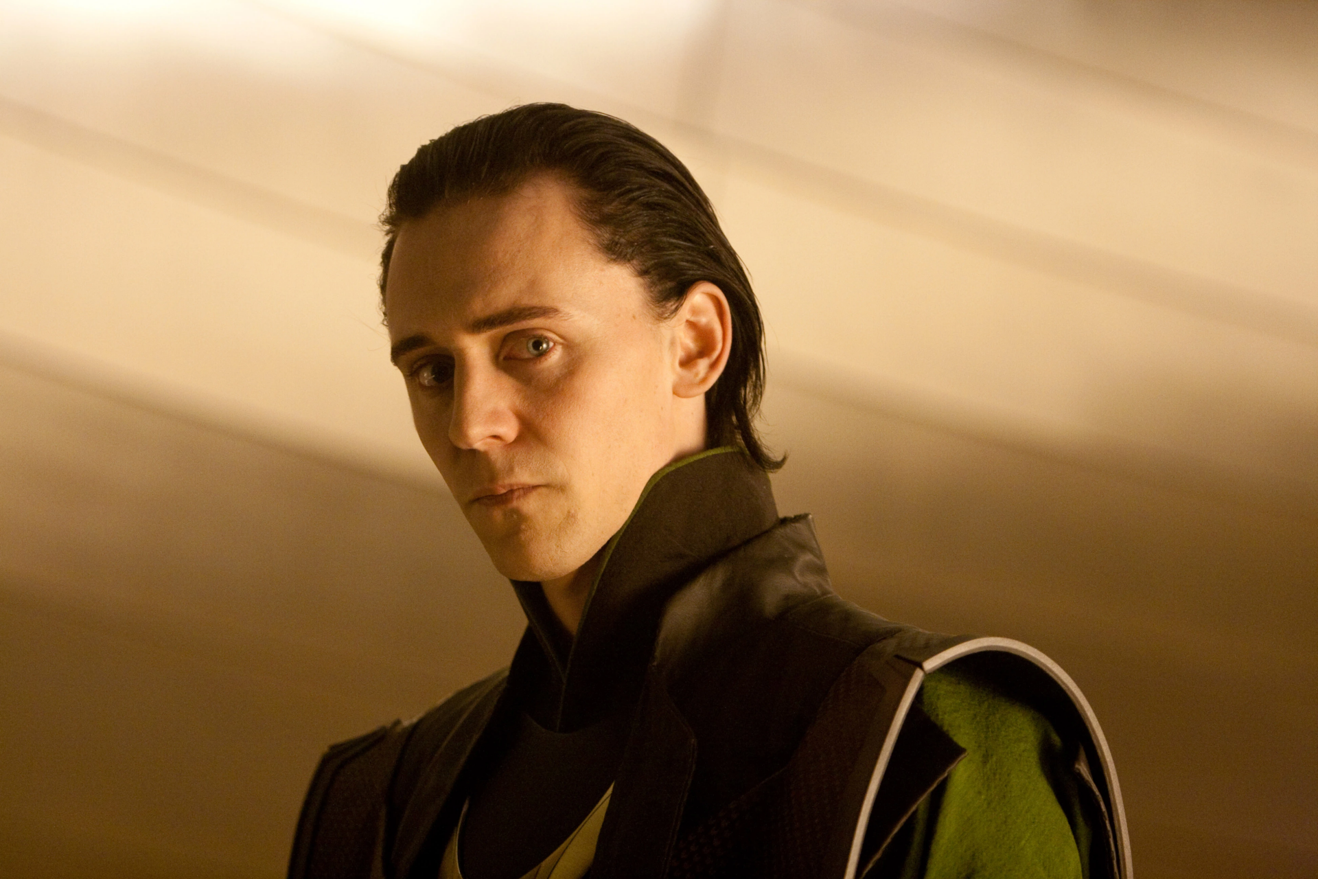 Download Tom Hiddleston Loki (Marvel Comics) Movie Thor 4k Ultra HD  Wallpaper, image size:1920x1280