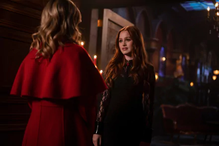 Kiernan Shipka Cheryl Blossom Madelaine Petsch TV Show Riverdale HD Desktop Wallpaper | Background Image