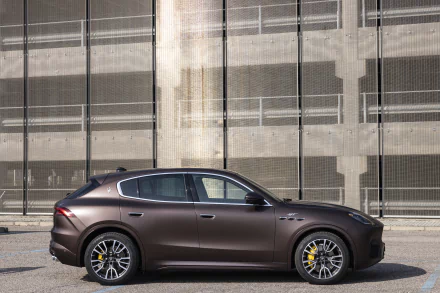 vehicle Maserati Grecale GT HD Desktop Wallpaper | Background Image