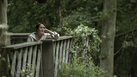 TV Show Killing Eve HD Desktop Wallpaper | Background Image