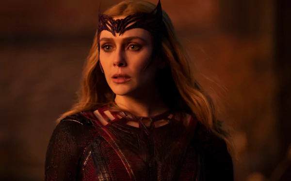 4K Ultra HD PC wallpaper featuring Elizabeth Olsen as Scarlet Witch from the movie Doctor Strange in the Multiverse of Madness.