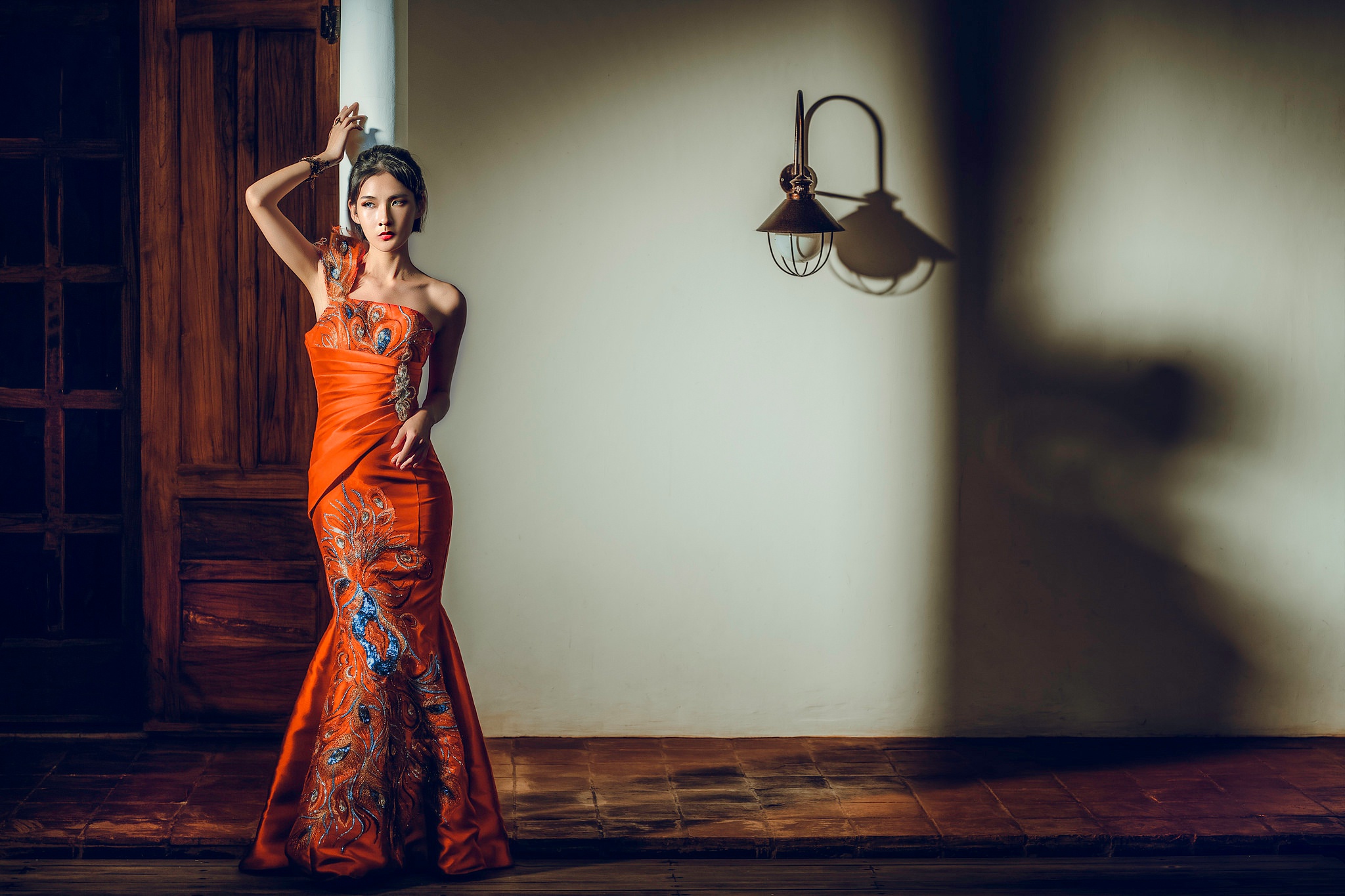 Download Dress Woman Model HD Wallpaper