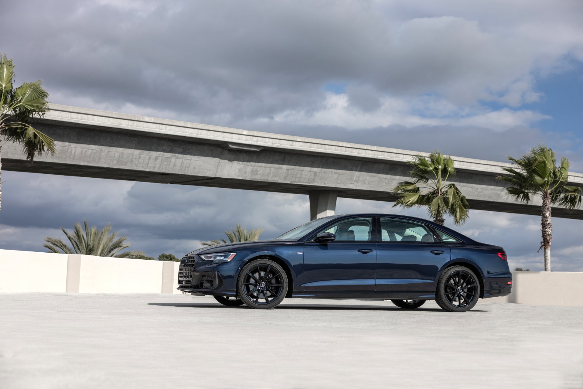 Download Vehicle Audi A8 8k Ultra HD Wallpaper