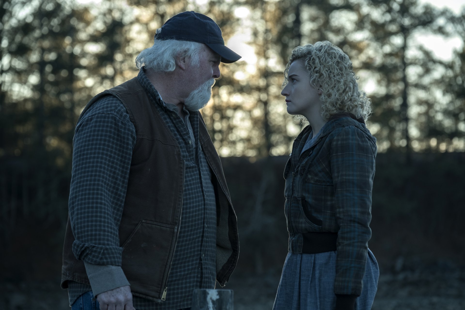 Download Julia Garner TV Show Ozark 4k Ultra HD Wallpaper