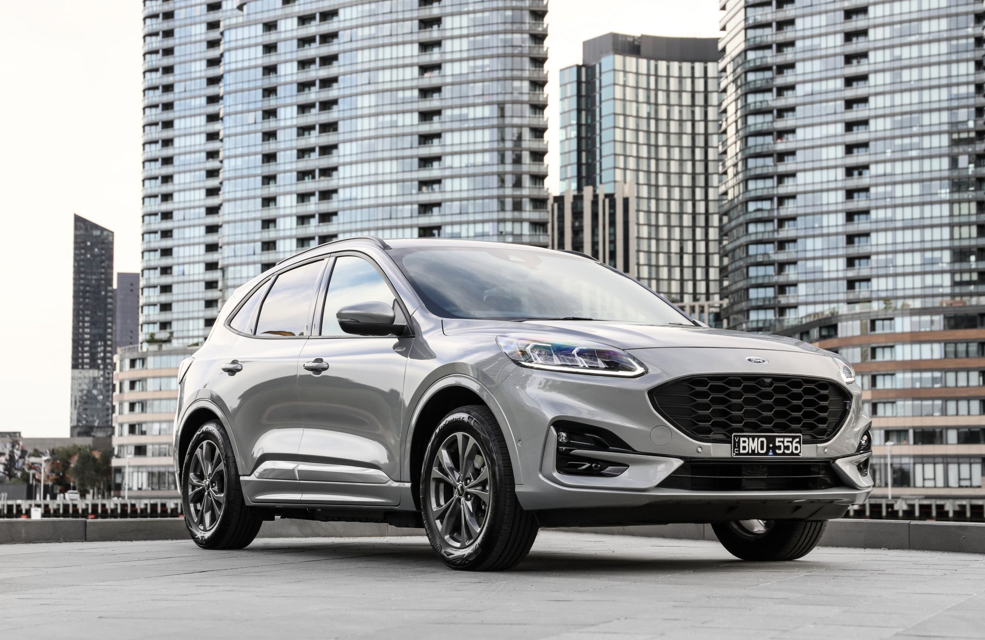 Download Vehicle Ford Escape Plug-in Hybrid ST-Line 4k Ultra HD Wallpaper