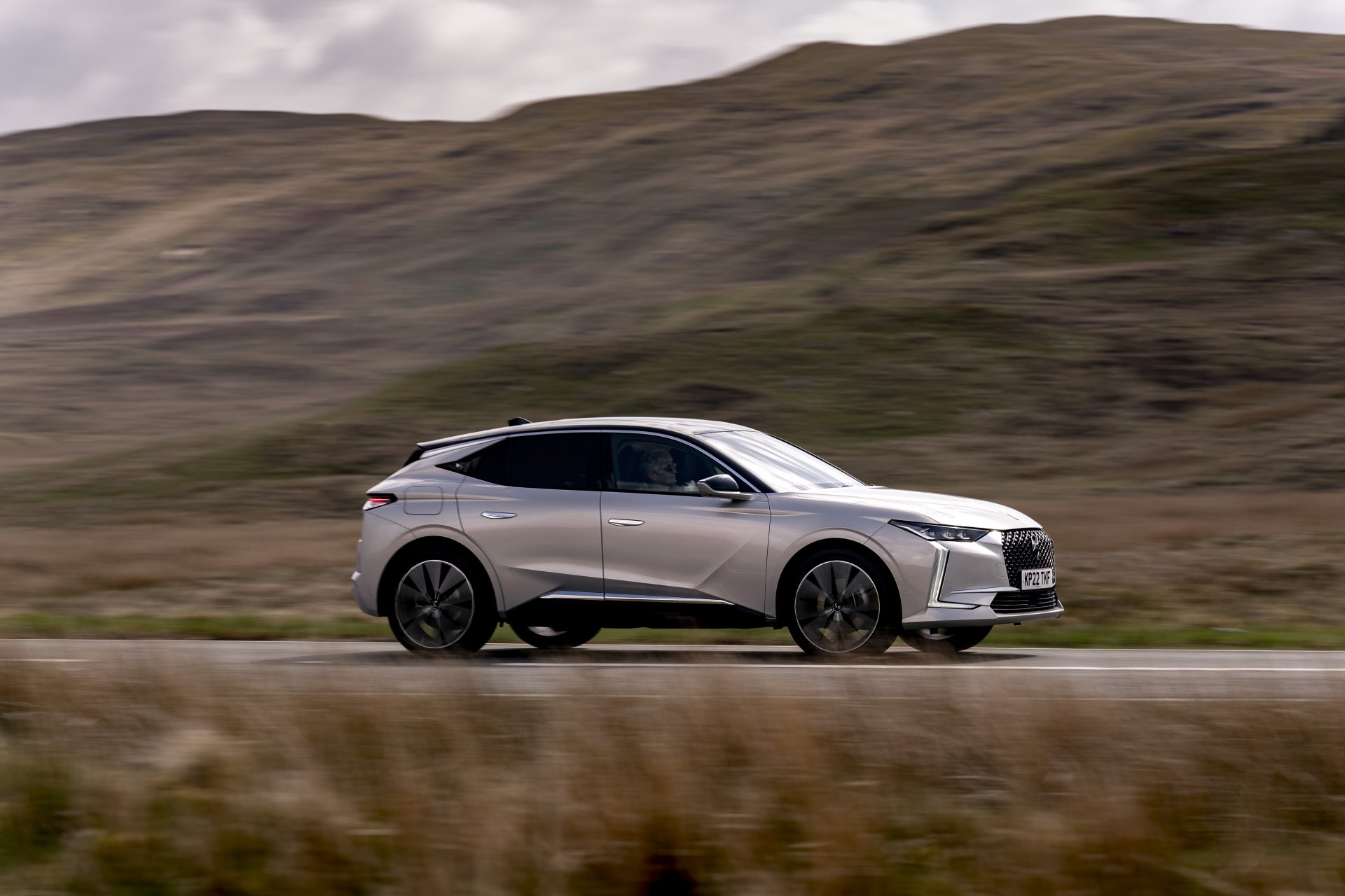 Download Vehicle DS 4 4k Ultra HD Wallpaper