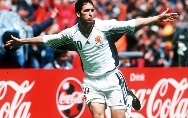 Sports Raúl González Blanco Soccer Player Spain National Football Team HD Wallpaper | Background Image