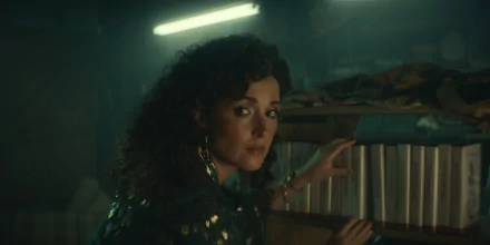 Rose Byrne TV Show Physical HD Desktop Wallpaper | Background Image