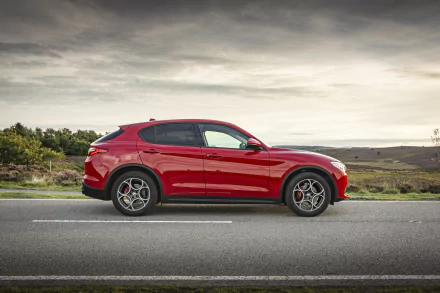 vehicle Alfa Romeo Stelvio HD Desktop Wallpaper | Background Image