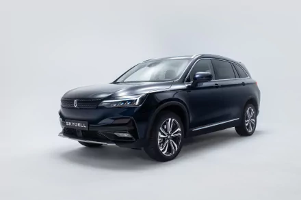 vehicle Skywell ET5 HD Desktop Wallpaper | Background Image