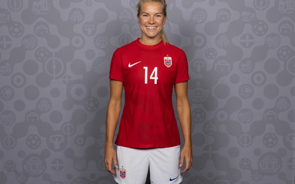Sports Ada Hegerberg Soccer Player Norway Women's National Football Team HD Wallpaper | Background Image