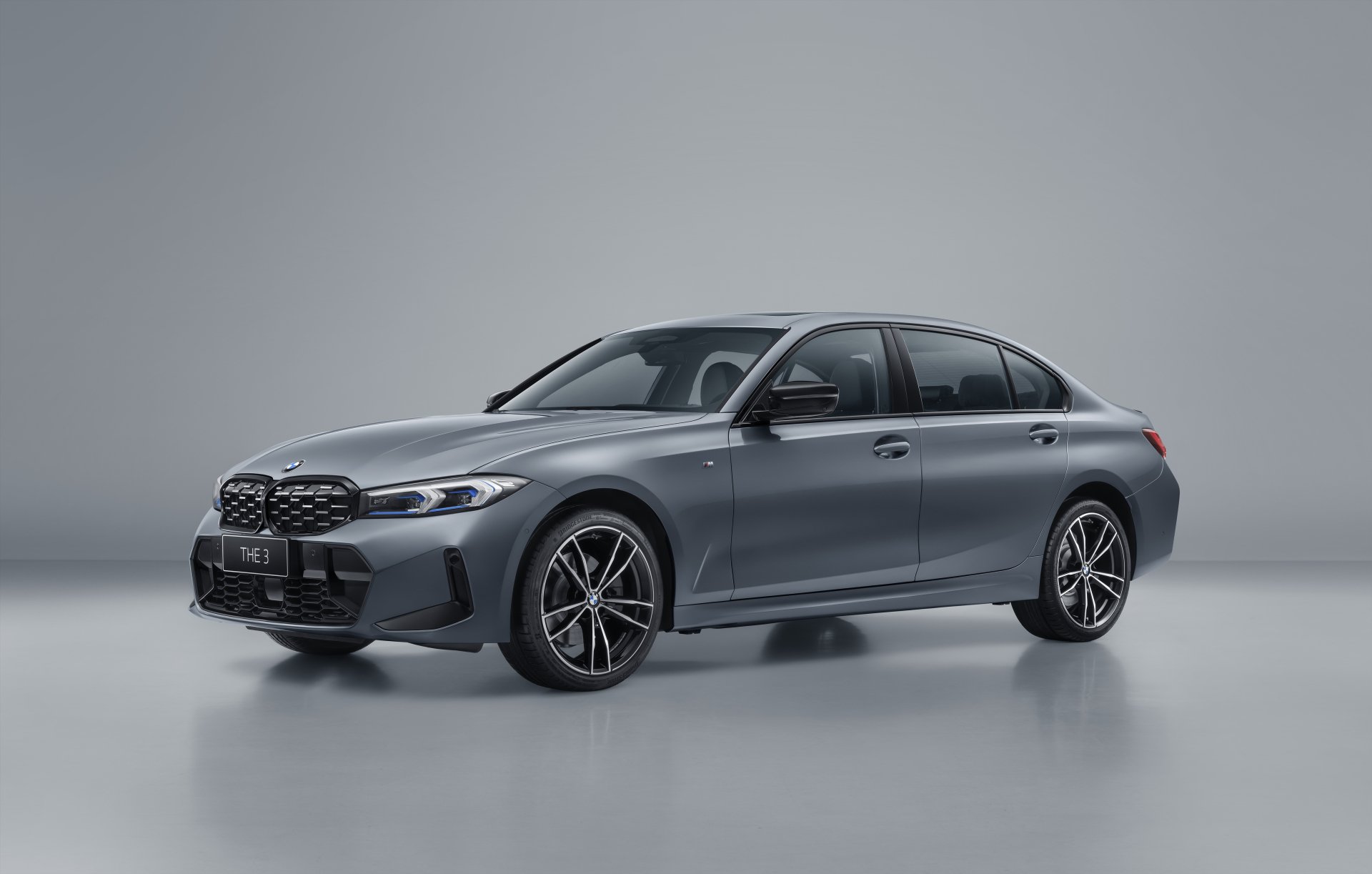 Download Vehicle BMW 330i 4k Ultra HD Wallpaper